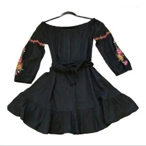 36.Feathers black dress w/flower embroidery L…